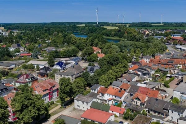 Immobilie in Grevesmühlen - Solide Kapitalanlage: Vollvermietetes Mehrfamilienhaus im Herzen von Grevesmühlen - Bild 0