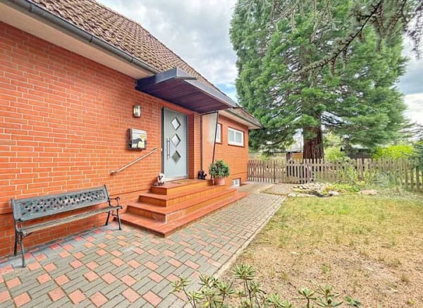 Immobilie in Dannenberg - Komfortabel auf einer Ebene wohnen – sanierter Bungalow in naturnaher Lage - Bild 1