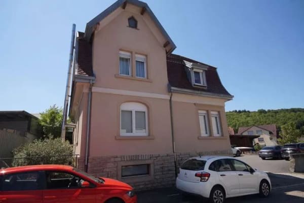 Immobilie in Adelsheim - Ein schönes und gepflegtes Einfamilienhaus mit einer Gewerbeeinheit zu verkaufen! - Bild 1