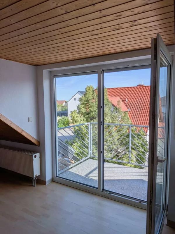 Immobilie in Rödersheim-Gronau - Maisonette mit Galerie: Heizung & Fassade neu, Stellplatz — Rödersheim-Gronau - Bild 4
