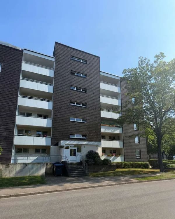 Immobilie in Moers - Vermietete Kapitalanlage mit Aufzug, modernisiertem Bad und Stellplatz in Moers-Asberg! - Bild 1