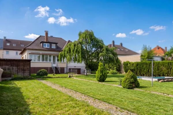 Immobilie in Forst - Seltene Gelegenheit: 200 m² Wohn(t)raum in Forst – Raum für alles, was Ihr Leben groß macht - Bild 0