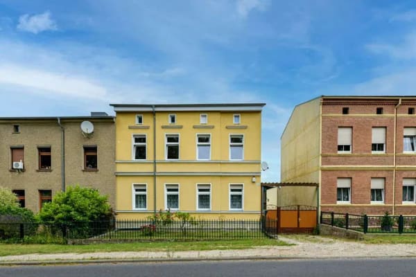 Immobilie in Joachimsthal - Zweifamilienhaus als Mehrgenerationenwohnen in Joachimsthal *Provisionsfrei für den Käufer* - Bild 1