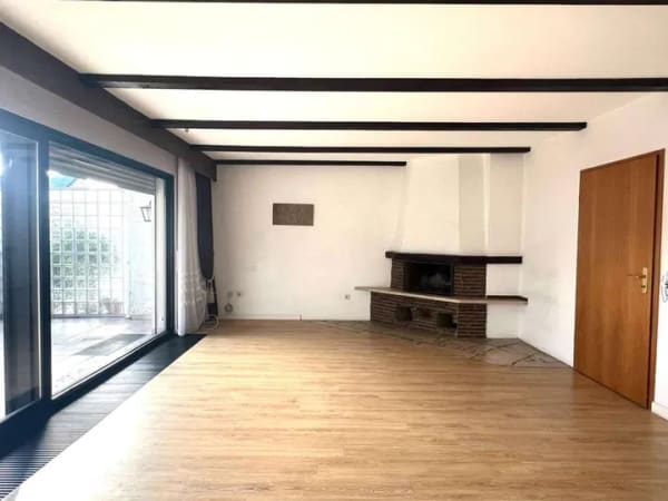 Immobilie in Obertshausen - Familienfreundliches Reihenmittelhaus mit 178 m², Garten, Terrasse & Sauna in Obertshausen - Bild 1