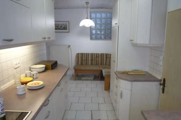 Immobilie in Riedstadt - Handwerker aufgepasst! Riedstadt-Wolfskehlen: **Freistehendes Einfamilienhaus mit kleiner Scheune** - Bild 3