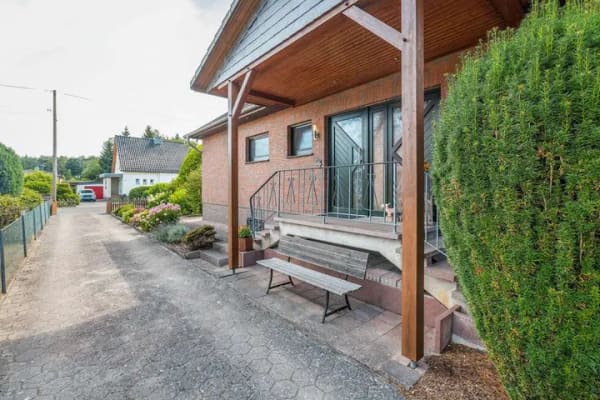 Immobilie in Wietze - Ein Ort, an dem man bleiben möchte – viel Platz, viel Grün und ein Zuhause mit Charakter - Bild 4