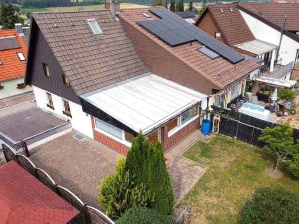 Immobilie in Blumberg - *** Gemütliches Siedlungshaus mit pflegeleichtem Garten in Blumberg! *** - Bild 2