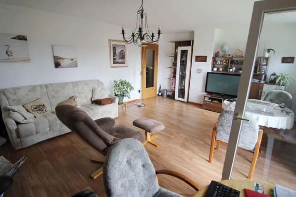 Immobilie in Kirchham - Exklusive Dachgeschosswohnung mit traumhaftem Weitblick – Wohnen über den Dächern von Kirchham! - Bild 3