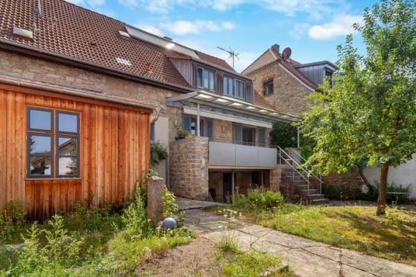 Immobilie in Sommerhausen - Familientraum: Natursteinhaus im schönen Sommerhausen - Bild 2