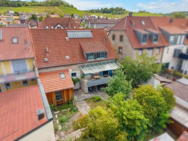 Immobilie in Sommerhausen - Familientraum: Natursteinhaus im schönen Sommerhausen - Bild 3