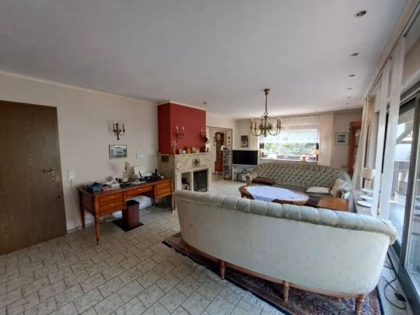 Immobilie in Malsch - Idyllisch am Bach und Ortsrand gelegen: Freist., großes 1-Fam.-Haus mit ELW in Malsch - Bild 4