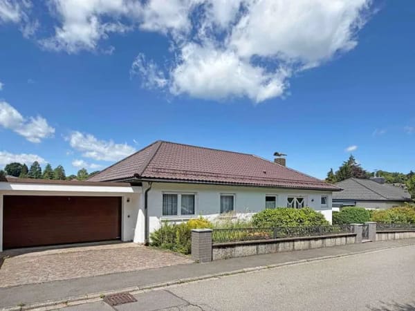 Immobilie in Neckargemünd - Gepflegtes, freistehendes EFH mit großem Garten in begehrter Aussichtslage von Neckargemünd-Dilsberg - Bild 1