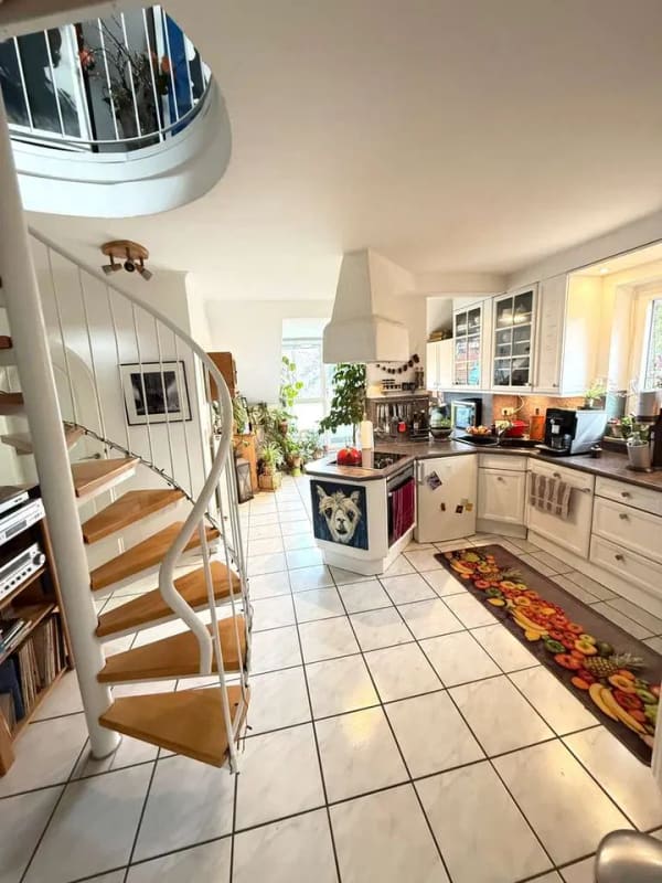 Immobilie in Ottobrunn - Tolle Dachgeschosswohnung in Ottobrunn -- 2 Balkonen - Bild 2
