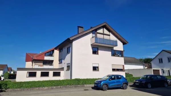 Immobilie in Maulbronn - Sichere Kapitalanlage - 3-Zi.-DG-ETW in 3-Fam.-Haus in Toplage Maulbronn - Bild 0
