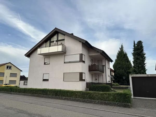 Immobilie in Maulbronn - Sichere Kapitalanlage - 3-Zi.-DG-ETW in 3-Fam.-Haus in Toplage Maulbronn - Bild 2