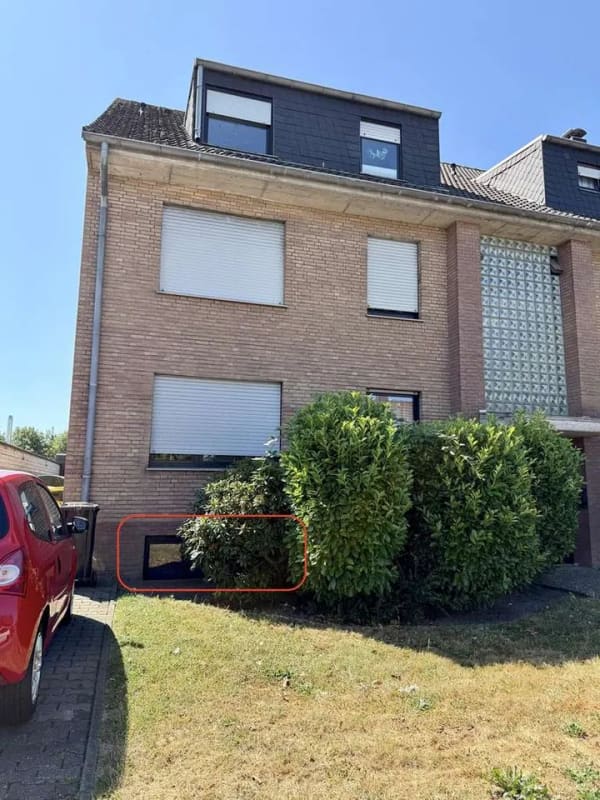 Immobilie in Moers - Renovierte 1 Zi.-Wohnung im Souterrain mit Potenzial - sofort bezugsfrei - Bild 2