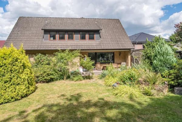 Immobilie in Hatten - Großzügiges Einfamilienhaus - Einliegerwohnung möglich - Bild 0