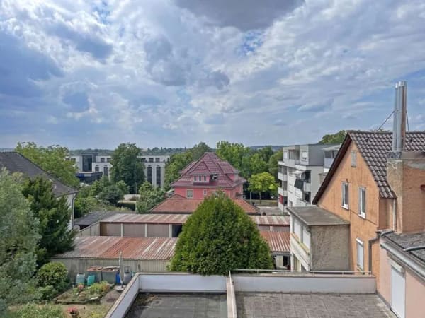 Immobilie in Neckarsulm - Solide Basis mit Potenzial | Balkon mit Ausblick | Zentrale Lage | inkl. TG-Stellplatz - Bild 4