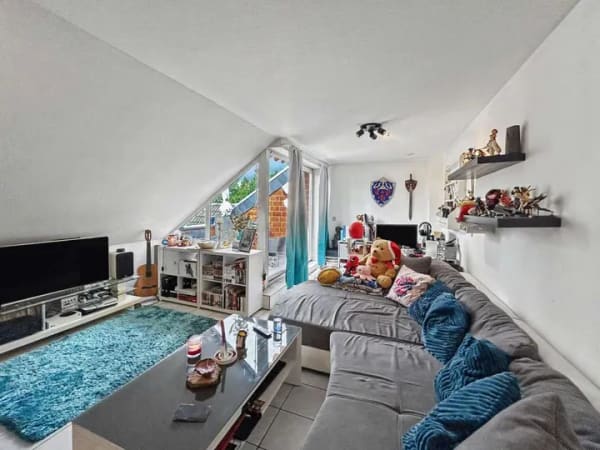Immobilie in Tönisvorst - Schöne 2-Zimmer-Dachgeschosswohung in St. Tönis - Bild 0