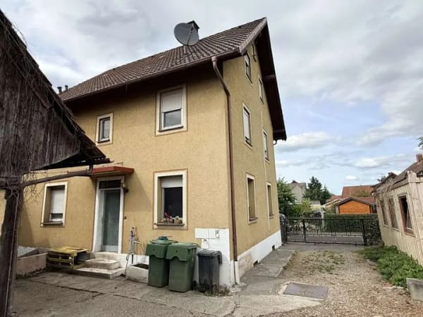 Immobilie in Schwanau - Aus Alt mach Ihr Traumhaus – Wohnhaus mit großem Entwicklungspotenzial in Ottenheim - Bild 2