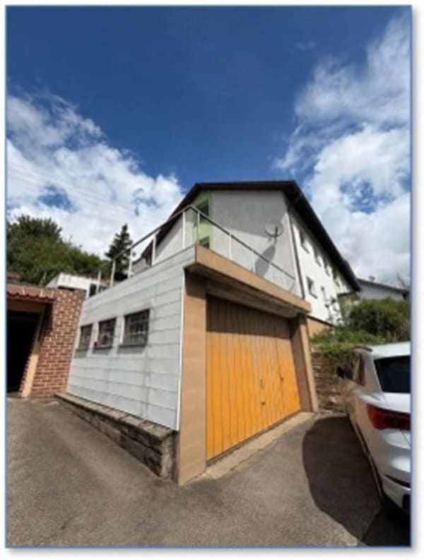 Immobilie in Neckarzimmern - Solide Doppelhaushälfte mit Garage, Terrassen und vielseitigem Ausbaupotenzial in Neckarzimmern - Bild 1