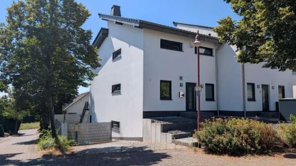 Immobilie in Polch - Hochwertige Doppelhaushälfte mit einzigartiger Aussicht über Polch und das Maifeld - Bild 0