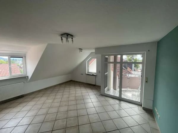 Immobilie in Wangen im Allgäu -     Charmante Dachgeschosswohnung in zentraler Lage von Wangen - Bild 1