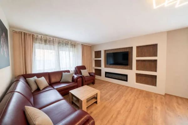 Immobilie in Angelbachtal - Modernisiertes Einfamilienhaus mit zwei Garagen, zwei Balkonen und umfangreichen Sanierungsmaßnahmen - Bild 3