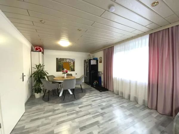 Immobilie in Schwarzhofen - gepflegte 5-Zimmer-Wohnung - Bild 3