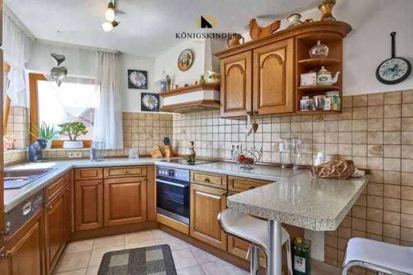 Immobilie in Wellendingen - Ihr persönliches Paradies – großzügig, vielseitig und familienfreundlich - Bild 3