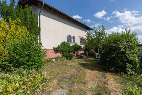 Immobilie in Lollar - Vermietetes Zweifamilienhaus mit Einliegerwohnung, großem Garten und Entwicklungspotenzial in Lollar - Bild 3