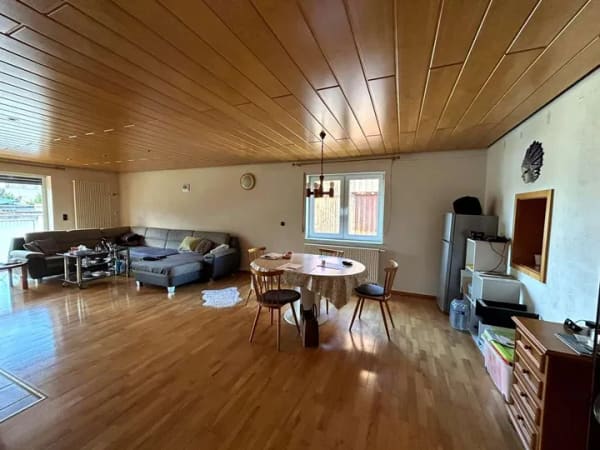 Immobilie in Leimersheim - Solide Doppelhaushälfte mit vier Zimmern, Garten und Garage - Bild 1