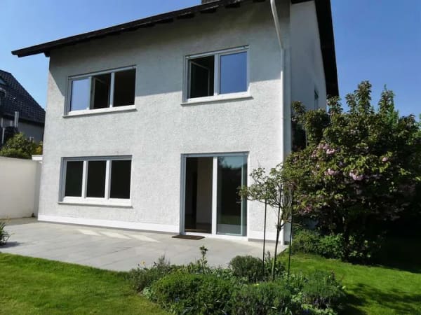 Immobilie in Lörzweiler - Wohnen mit Charakter: Gepflegtes Einfamilienhaus in Lörzweiler - Bild 1