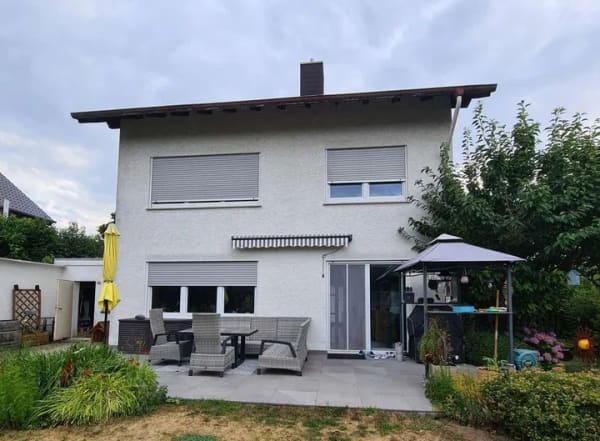 Immobilie in Lörzweiler - Wohnen mit Charakter: Gepflegtes Einfamilienhaus in Lörzweiler - Bild 2