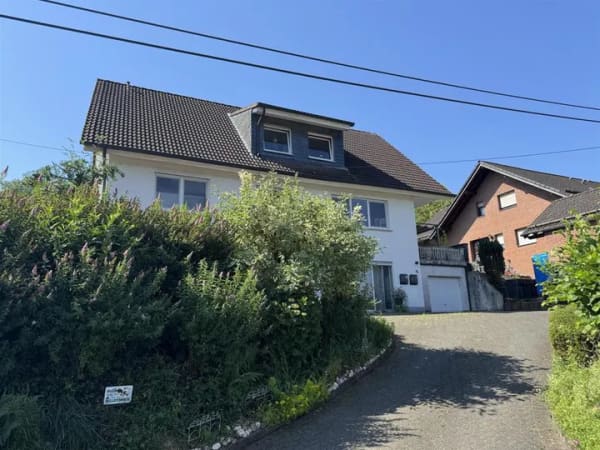 Immobilie in Reichshof - Einfamilienhaus freistehend in Reichshof - Bild 1