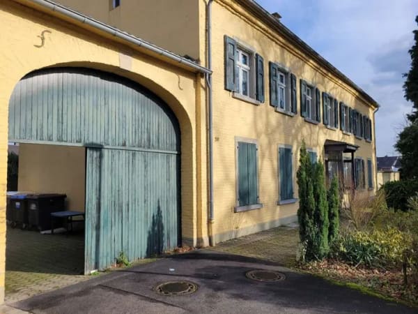 Immobilie in Grevenbroich - Seltene Gelegenheit: Denkmalgeschützte Remise mit Baugenehmigung zum Einfamilienhaus & großem Garten - Bild 4