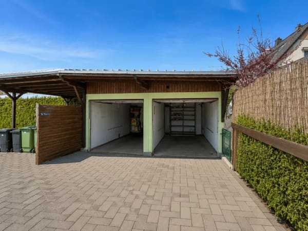 Immobilie in Waldershof - Mehrparteienhaus mit 3 Wohnungen auf 298 m² Wohnfläche und 845 m² Grundstück in Waldershof / Tirschenreuth zu verkaufen - Bild 4