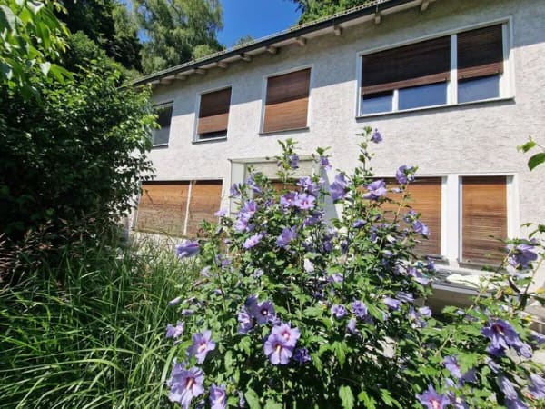 Immobilie in Deggendorf - Einzigartiger Logenplatz mit Weitblick! Abriss/Sanierungobjekt in bester Wohnlage-Deggendorf - Bild 0