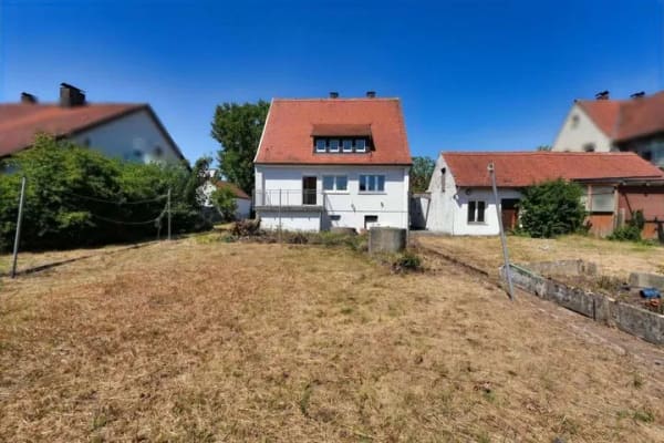 Immobilie in Gunzenhausen - Zukunft gestalten – Wohnhaus mit 124 m² Wohnfläche und großzügigem Grundstück - Bild 0