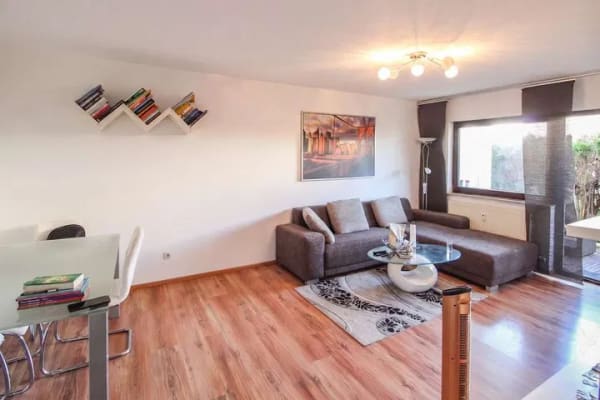 Immobilie in Tamm - Ihr neues Zuhause in Tamm – Schöne 2-Zimmer-Wohnung mit Terrasse - Bild 1