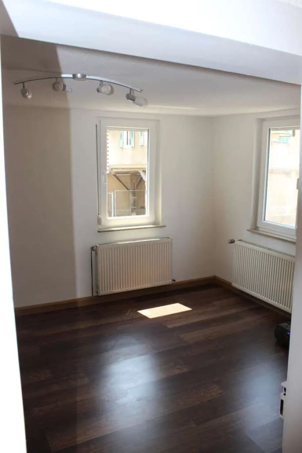 Immobilie in Steinheim an der Murr - Charmantes Stadthaus mit gesicherter Mieteinnahme - Bild 2