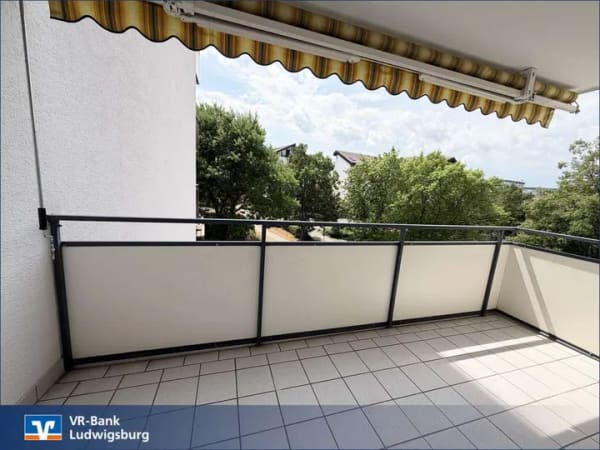 Immobilie in Schwieberdingen - Helle großzügige 3-Zimmer-Wohnung mit Weitblick im 4. OG - Bild 0
