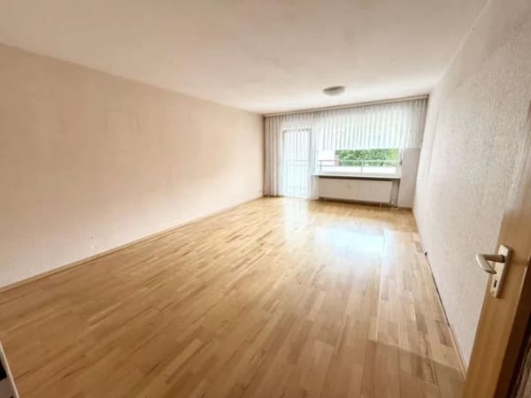 Immobilie in Schwieberdingen - Helle großzügige 3-Zimmer-Wohnung mit Weitblick im 4. OG - Bild 4