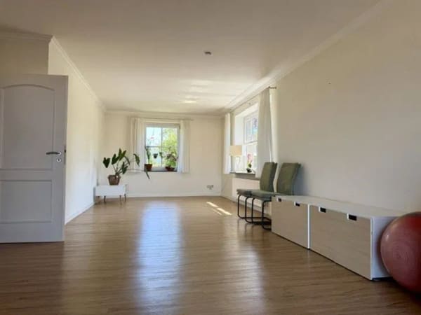 Immobilie in Grube - Exklusives Einfamilienhaus mit Gartenparadies, Teich und Ferienwohnung in begehrter Feldrandlage - Bild 1