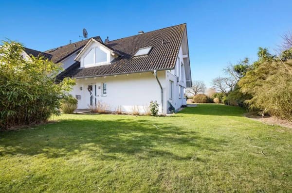 Immobilie in Kröppelshagen-Fahrendorf - Familienhaus - Feldrandlage - Tiefgarage - Bild 2