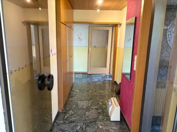 Immobilie in Dettenhausen - .::Einfamilienhaus mit großem Garten - gestalten Sie Ihr neues Zuhause::. - Bild 1