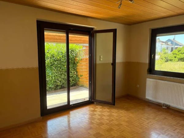 Immobilie in Dettenhausen - .::Einfamilienhaus mit großem Garten - gestalten Sie Ihr neues Zuhause::. - Bild 2