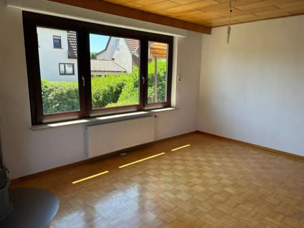 Immobilie in Dettenhausen - .::Einfamilienhaus mit großem Garten - gestalten Sie Ihr neues Zuhause::. - Bild 4