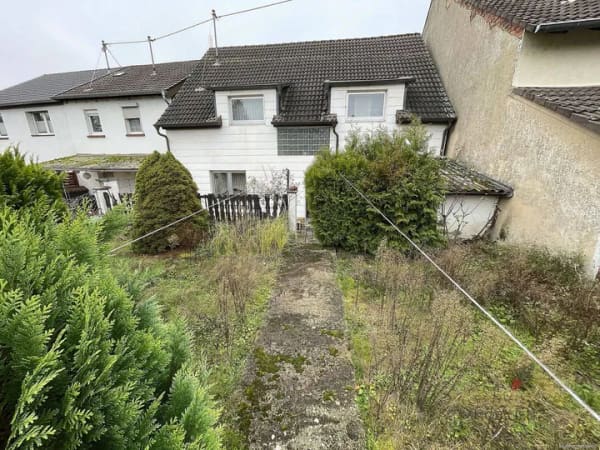 Immobilie in Ensdorf/Saar - Schickes Einfamilienhaus mit 6 ZKB und Garten zu verkaufen - Bild 4