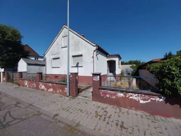Immobilie in Biblis - Einfamilienhaus - Umbau - Neubau - Abriss auf einem Grundstück von 1171 m² - Bild 2
